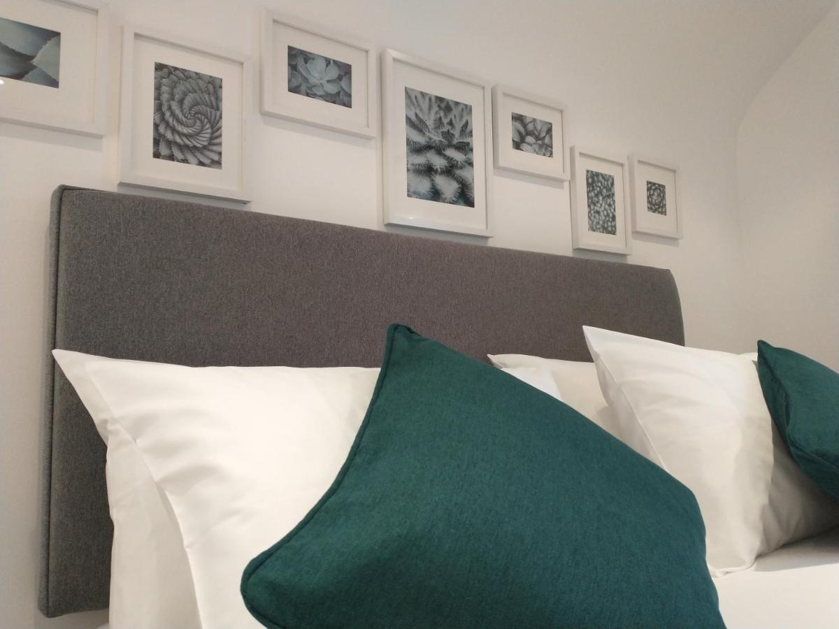 Chipad Duo - Comfy House With Parking And Garden Villa Chichester Buitenkant foto